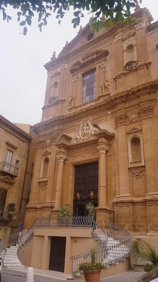 Il Museo Di Teresa Piazza Del Teatro Centrale Agrigent Exterior foto